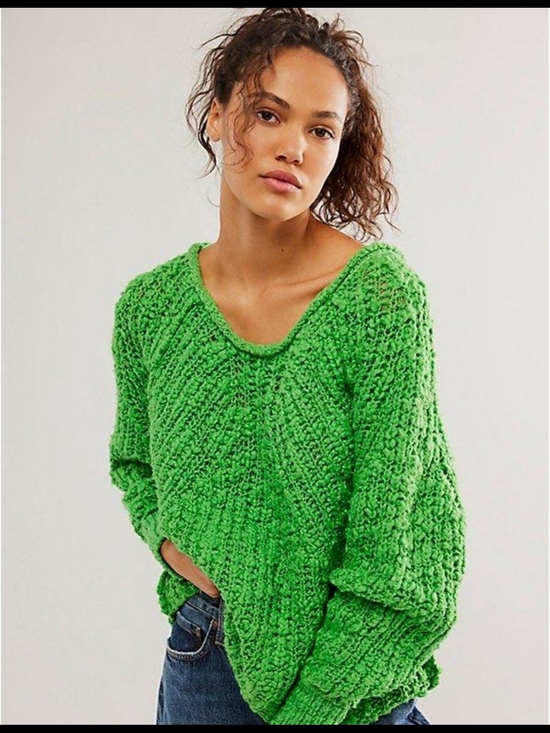 Free People Sweaters - Free People Bright Green Scoop Neck Chunky Knit Sweater